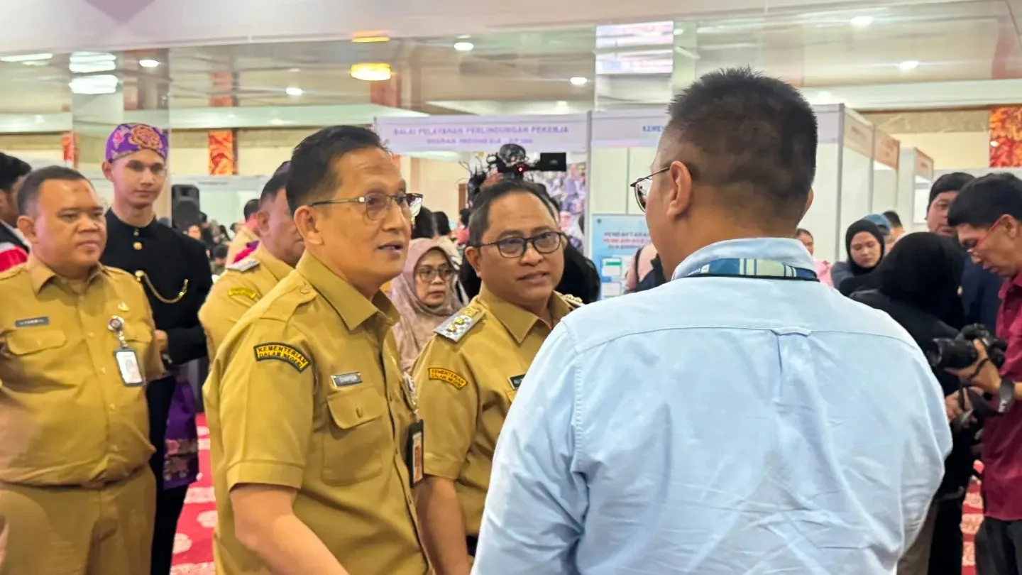 Pelayanan dan kegiatan ketenagakerjaan Disnaker Kabupaten Alor